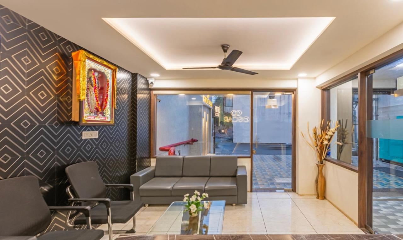 Treebo Oscar Hotel Rajkot Eksteriør billede