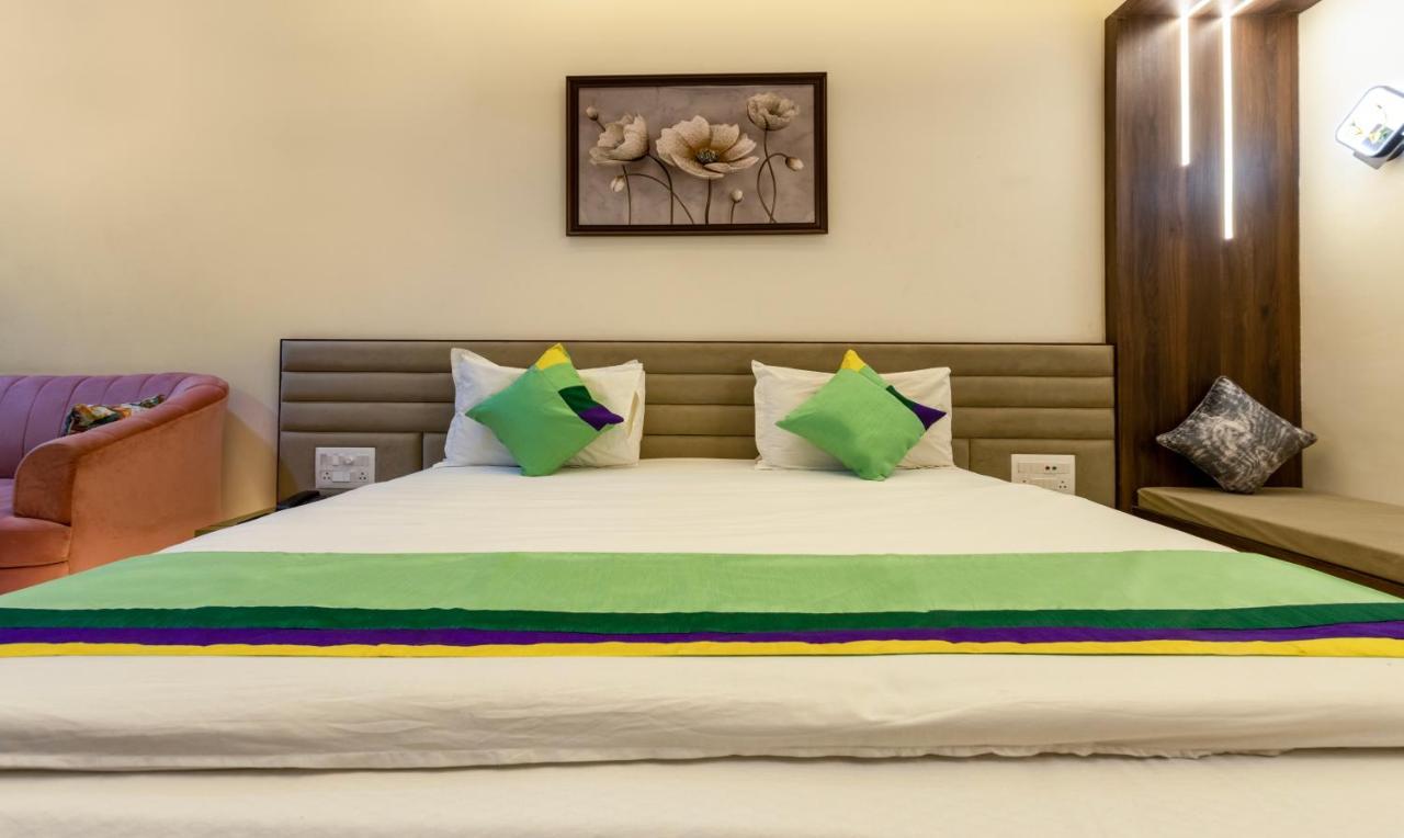 Treebo Oscar Hotel Rajkot Eksteriør billede