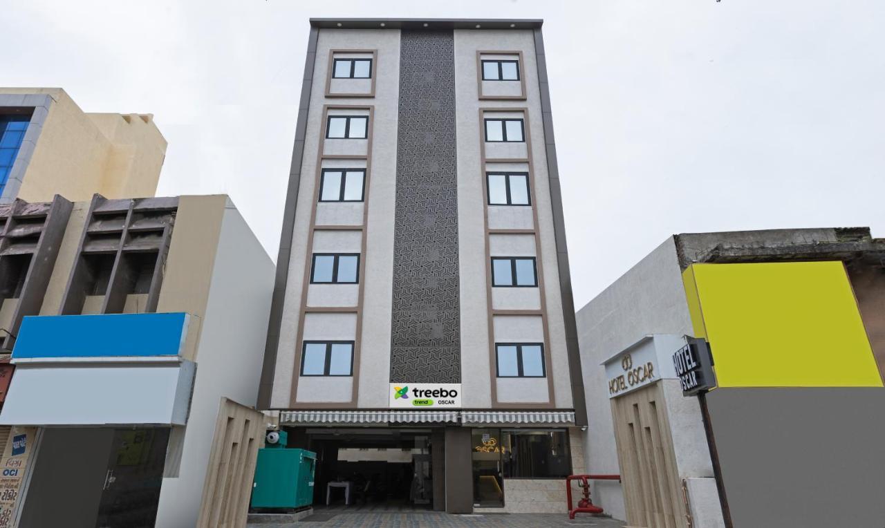 Treebo Oscar Hotel Rajkot Eksteriør billede